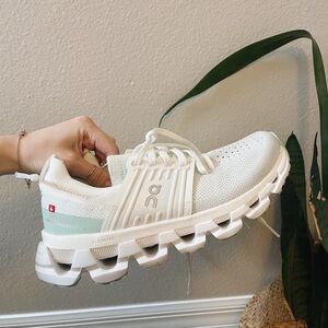 ON | women’s cloudswift 3 ivory creek sneakers